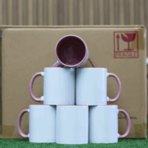 TAZA INTERIOR DE COLOR ROSA